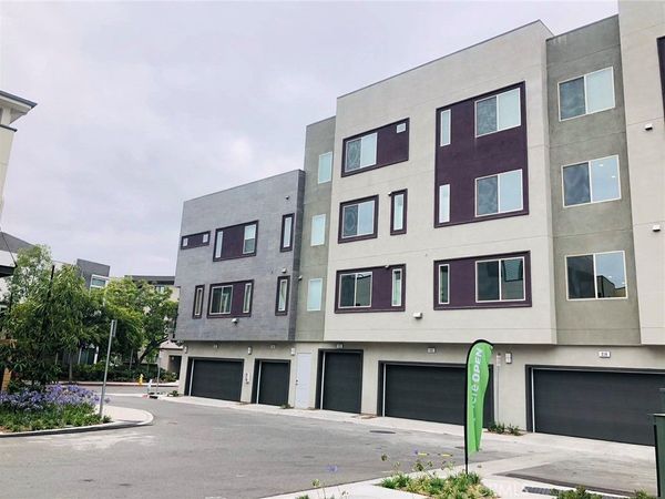 221 Bowery, Irvine, CA 92612