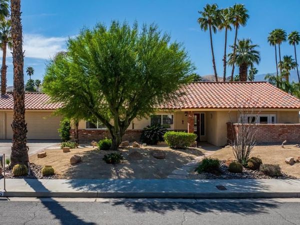 3175 E Loma Vista Circle, Palm Springs, CA 92264