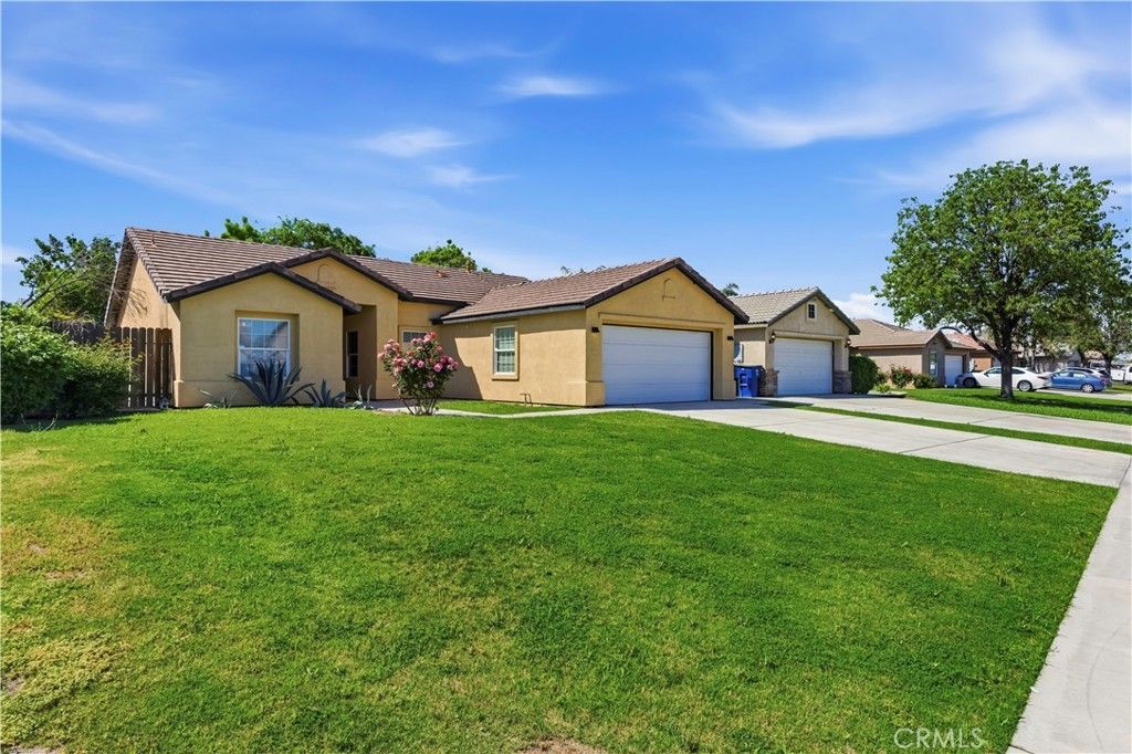 8201 Capitan, Bakersfield, CA 93313 Main Photo