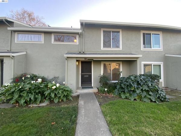 1135 Pandolfi Pl, San Jose, CA 95131