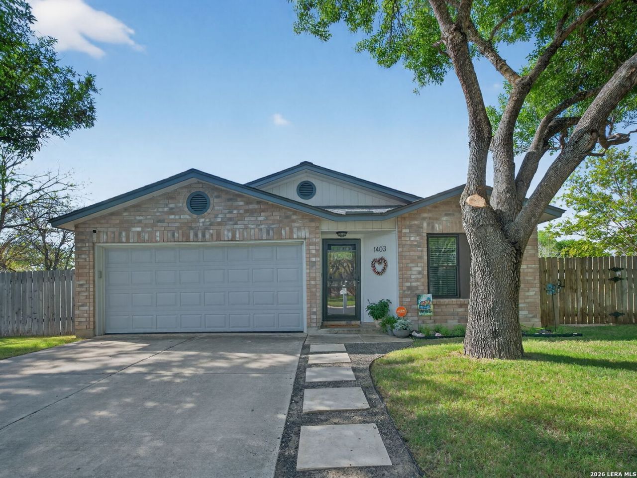 1403 32nd, Hondo, TX 78861 Main Photo