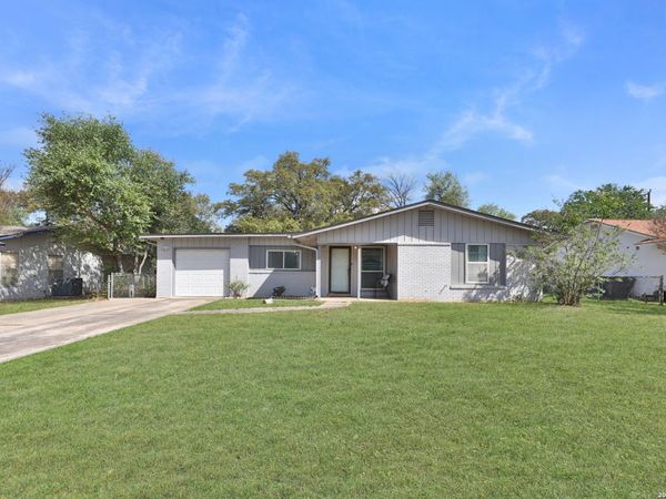 6243 Flint Rock, San Antonio, TX 78238