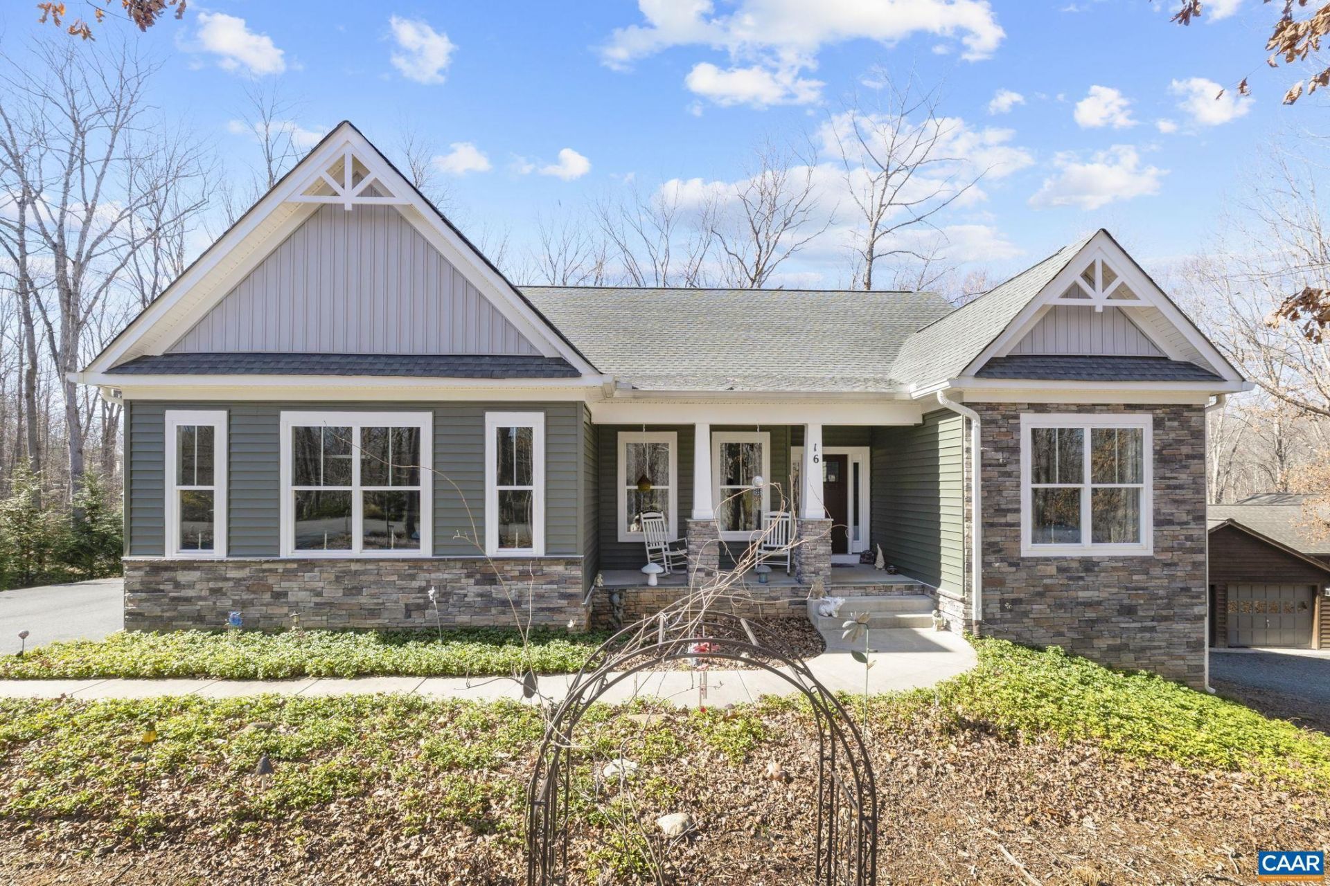 16 Brassie Ter, Palmyra, VA 22963 Main Photo