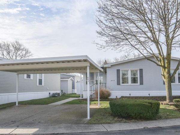 605 Cedar Court, Jonesville, MI 49250