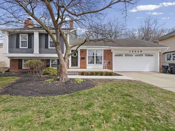 14446 Gary Lane, Livonia, MI 48154