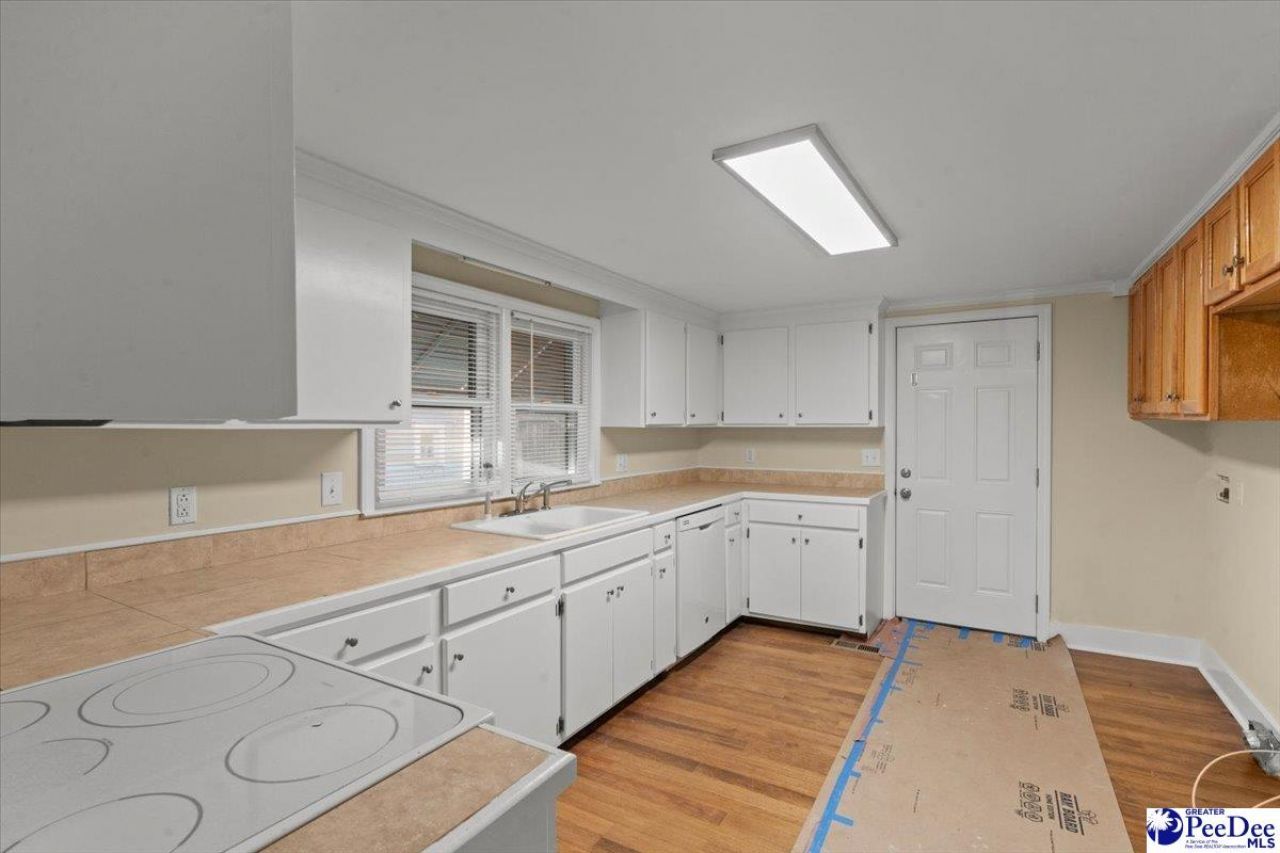 313 Park Avenue Photo 11