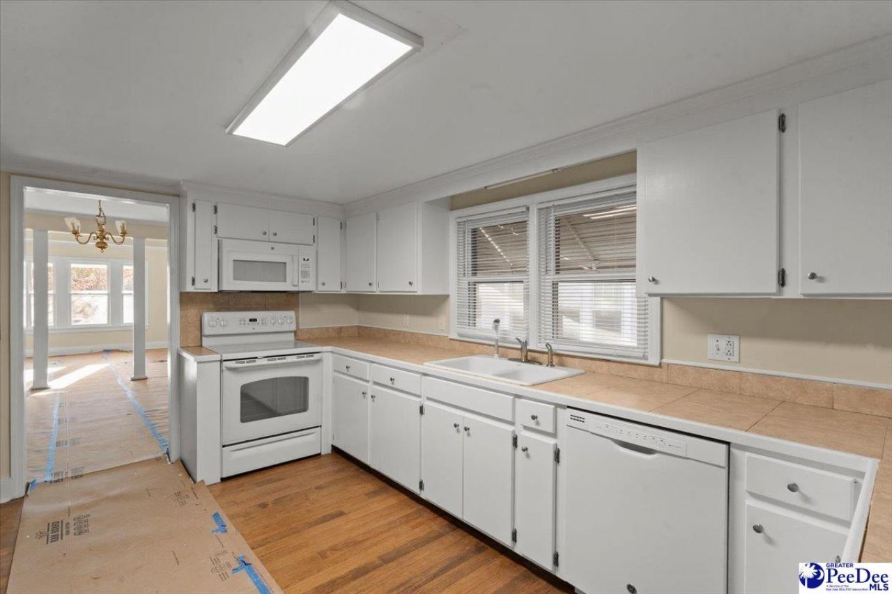 313 Park Avenue Photo 13