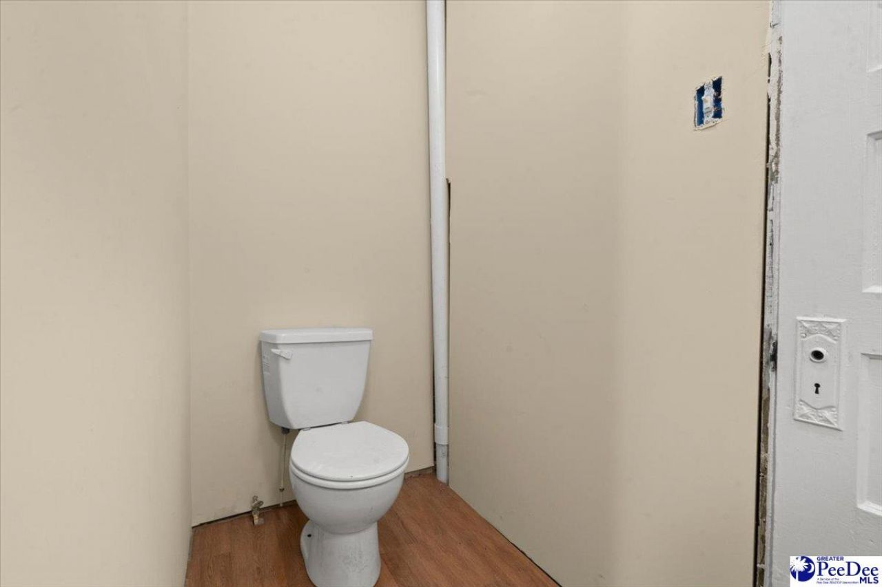 313 Park Avenue Photo 19