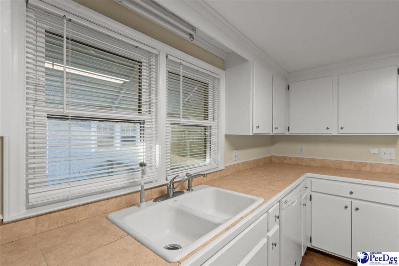 313 Park Avenue Photo 20