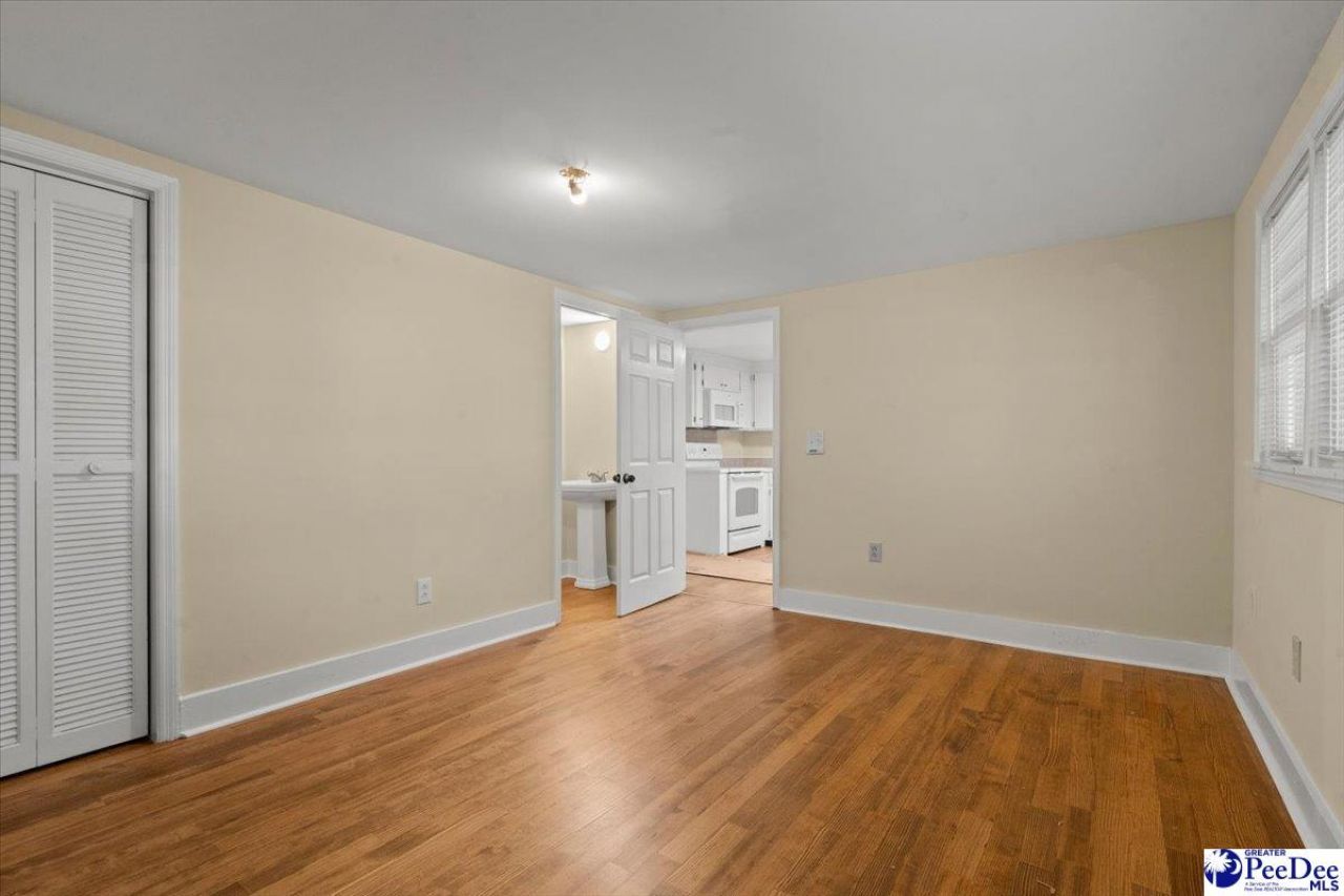 313 Park Avenue Photo 22