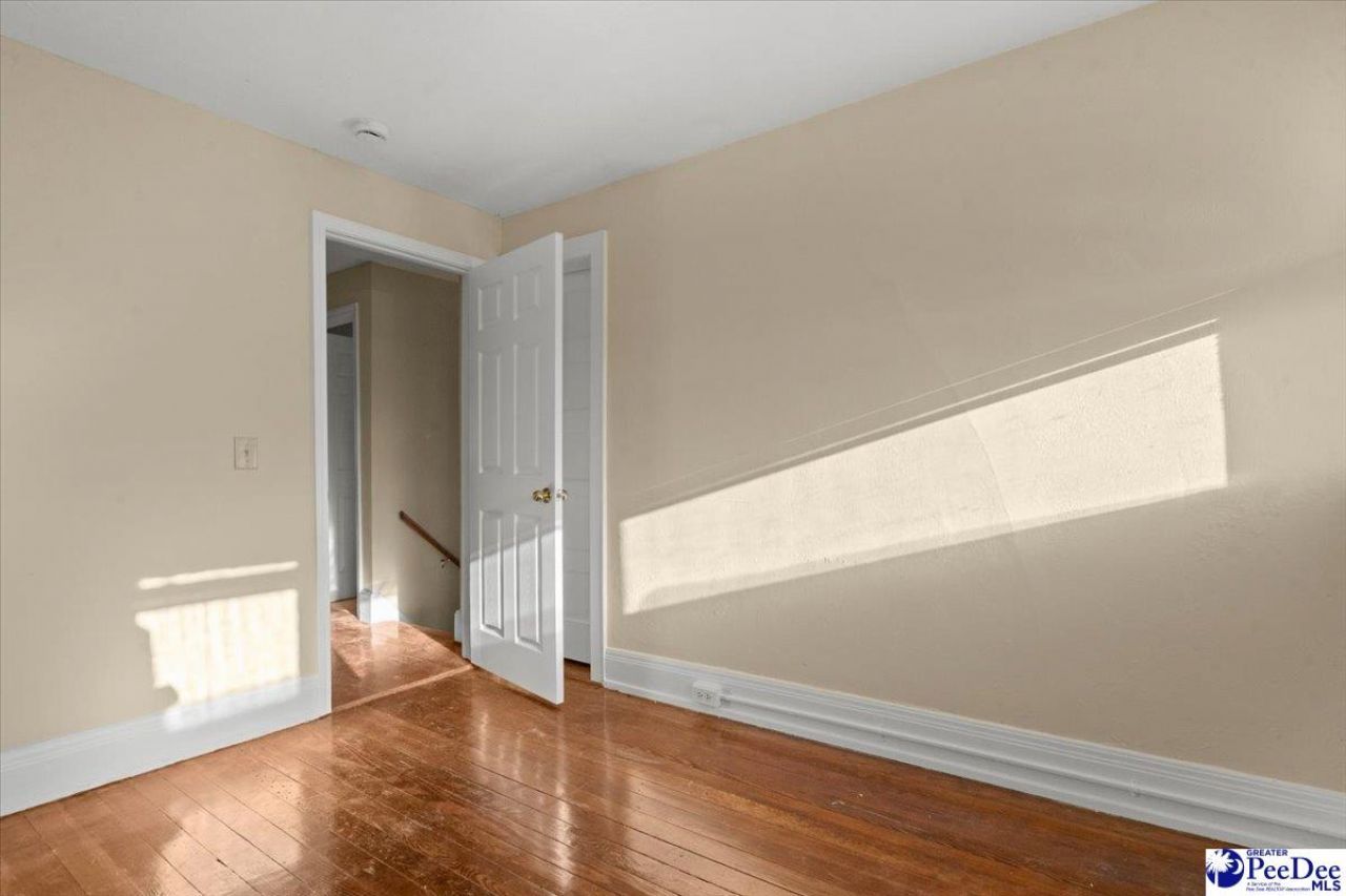 313 Park Avenue Photo 28