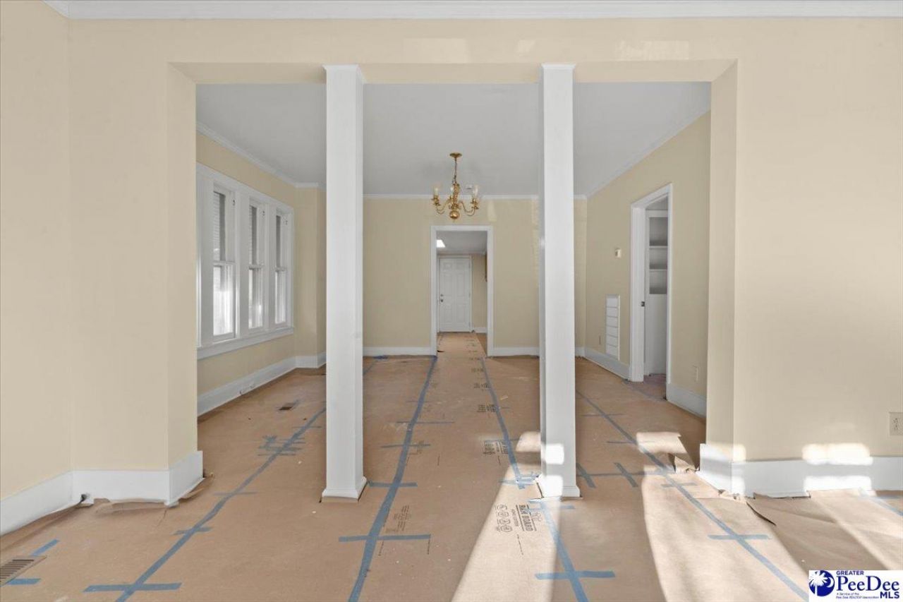 313 Park Avenue Photo 8
