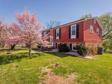 522 S MAIN ST, MOUNT CRAWFORD, VA 22841
