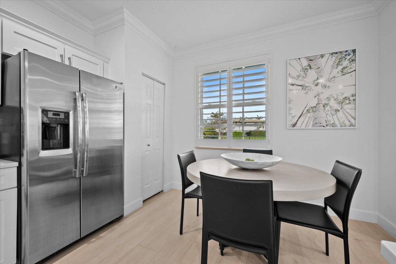 653 Castle Drive, Palm Beach Gardens, FL 33410 Photo