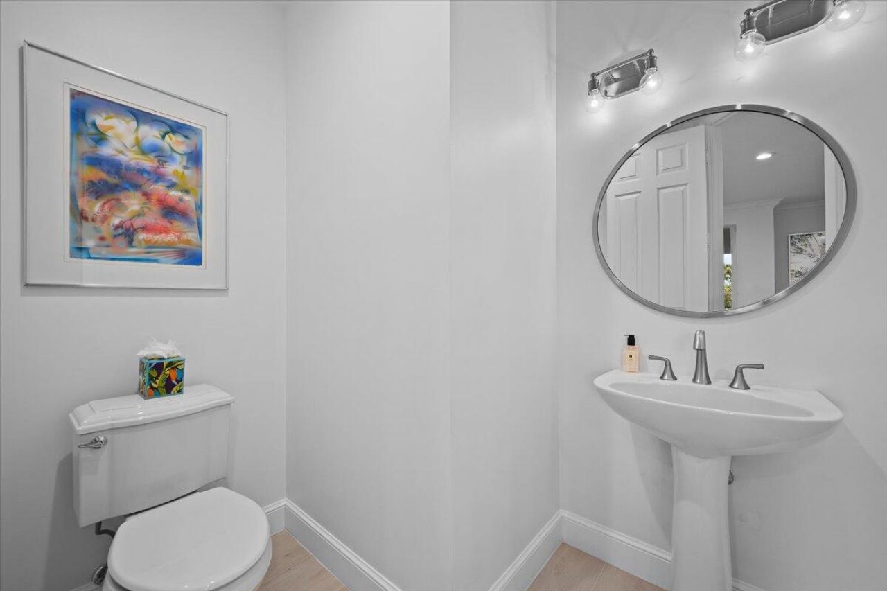 653 Castle Drive, Palm Beach Gardens, FL 33410 Photo