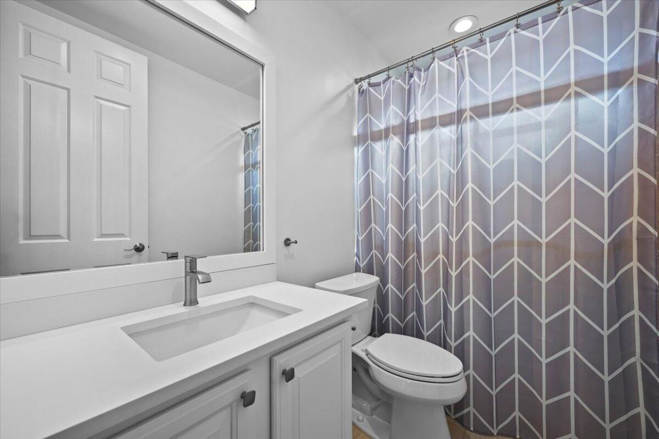 653 Castle Drive, Palm Beach Gardens, FL 33410 Photo