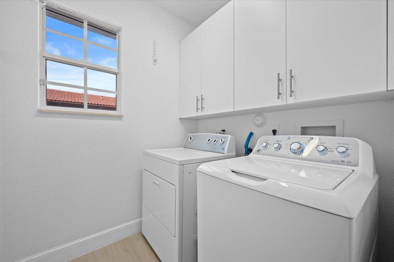 653 Castle Drive, Palm Beach Gardens, FL 33410 Photo