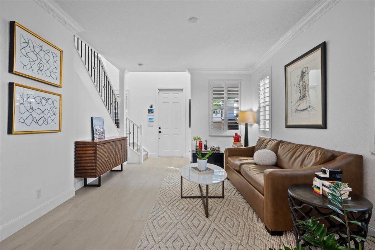 653 Castle Drive, Palm Beach Gardens, FL 33410 Photo