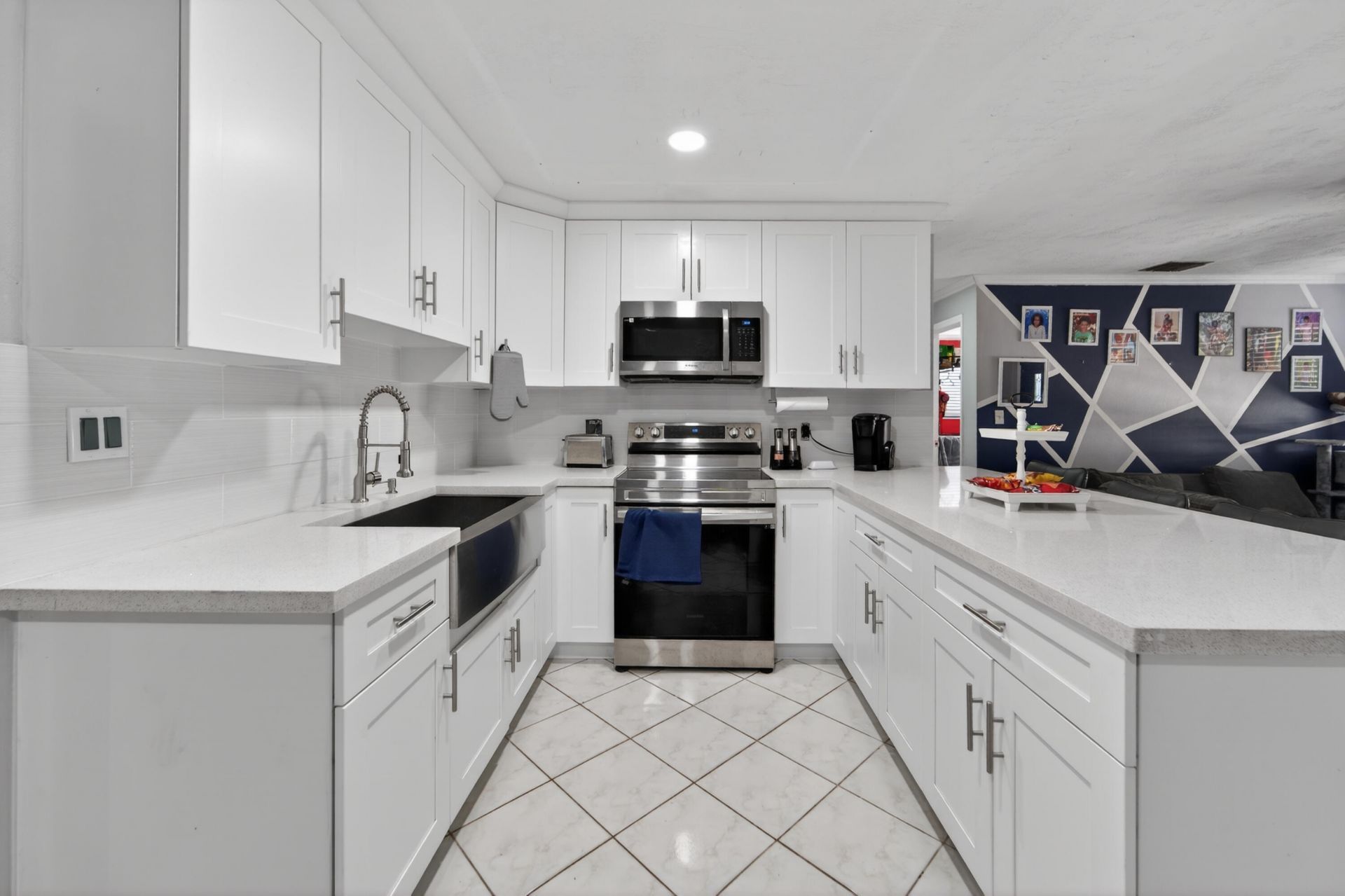 4340 N Mary Circle, Palm Beach Gardens, FL 33410 Photo