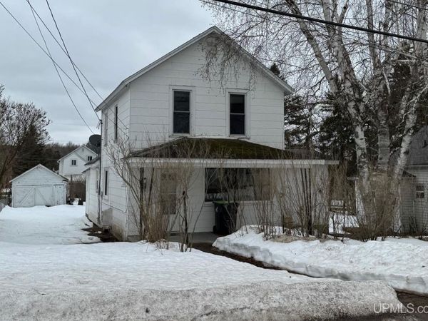 515 E Margaret Street, Iron Mountain, MI 49801