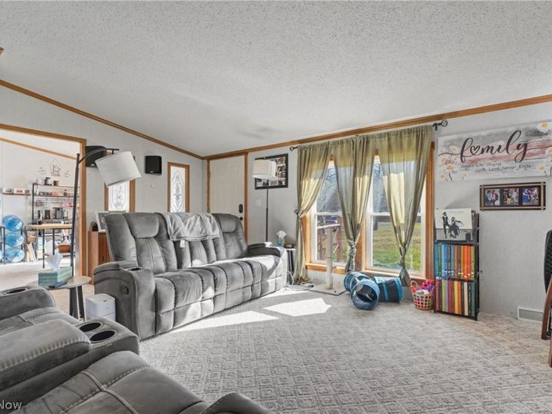 2122 S Pricetown Road, Diamond, OH 44412 Photo 12