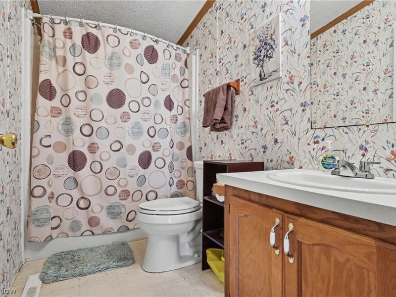 2122 S Pricetown Road, Diamond, OH 44412 Photo 25