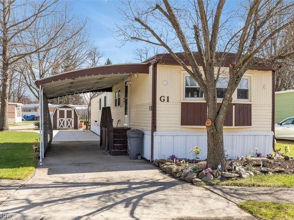 1166 Lafayette Road, Unit G1, Medina, OH 44256