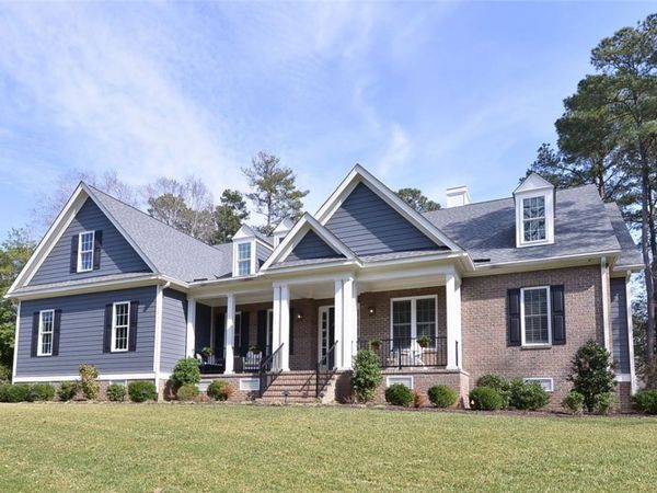 104 Stoke Poges , Williamsburg, VA 23188