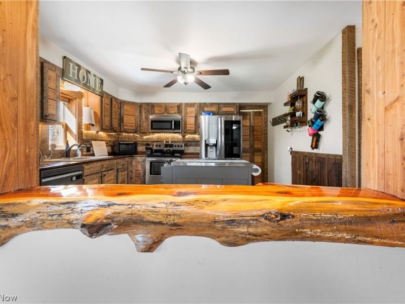 700 Shook Road, Akron, OH 44319 Photo 7