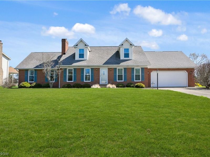 3364 Waterford Avenue NW, Canton, OH 44708 Photo 1