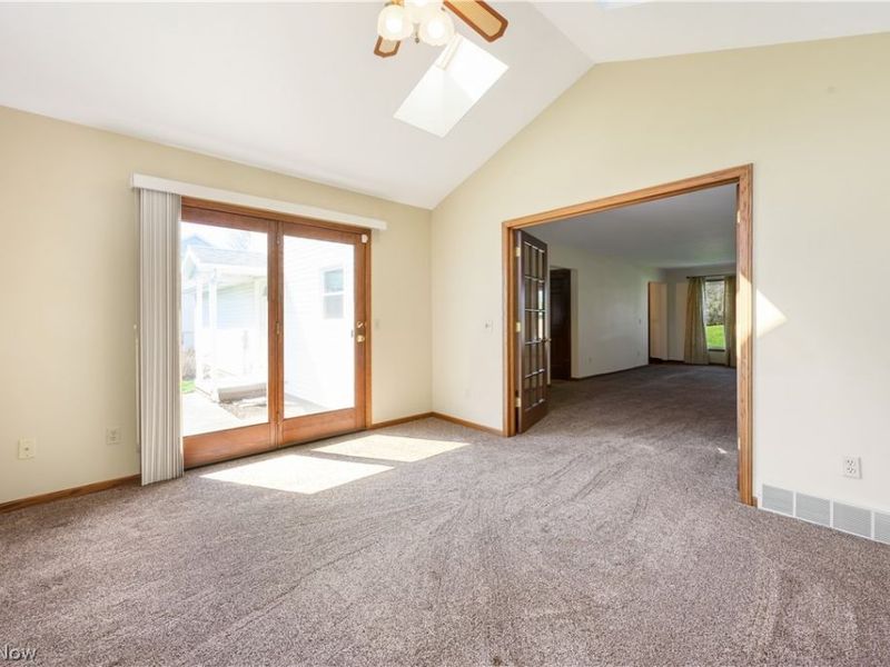 3364 Waterford Avenue NW, Canton, OH 44708 Photo 10