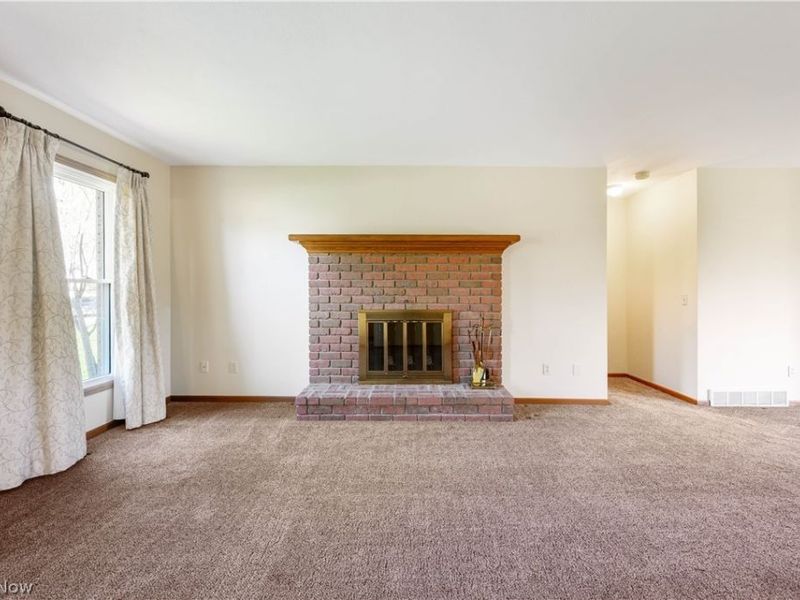 3364 Waterford Avenue NW, Canton, OH 44708 Photo 4