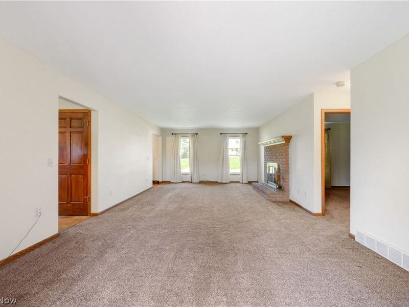 3364 Waterford Avenue NW, Canton, OH 44708 Photo 6