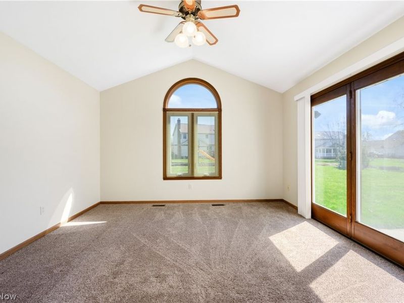 3364 Waterford Avenue NW, Canton, OH 44708 Photo 9