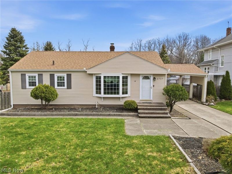 6757 Smith Road, Middleburg Heights, OH 44130 Photo 1