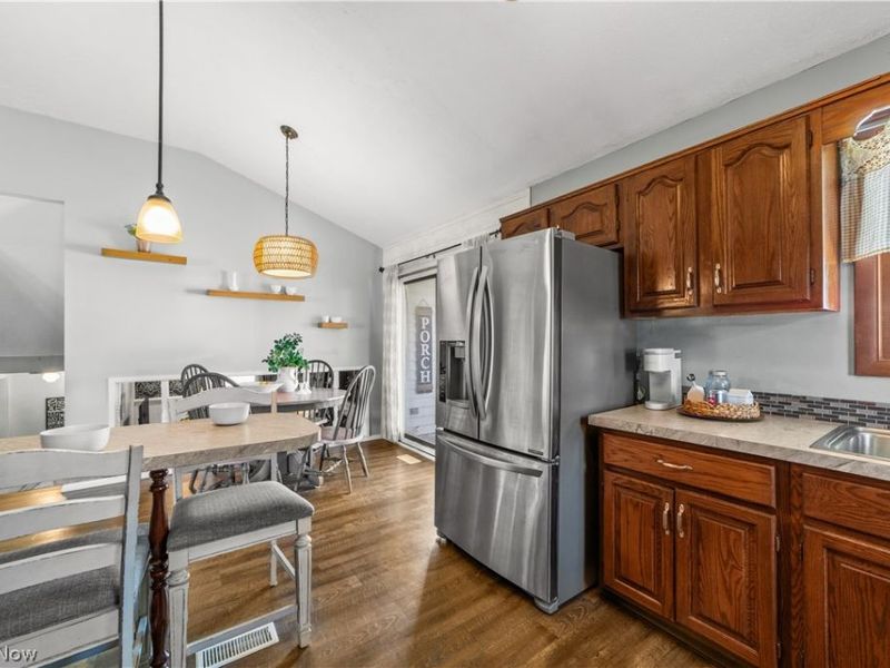 24282 Fairlawn Drive, North Olmsted, OH 44070 Photo 14