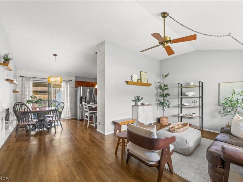 24282 Fairlawn Drive, North Olmsted, OH 44070 Photo 4