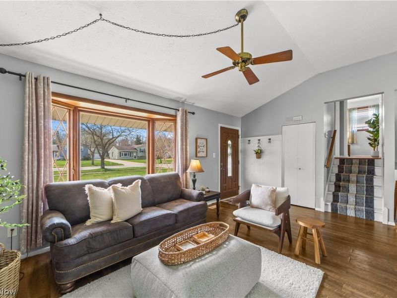 24282 Fairlawn Drive, North Olmsted, OH 44070 Photo 6