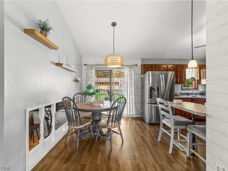 24282 Fairlawn Drive, North Olmsted, OH 44070 Photo 9