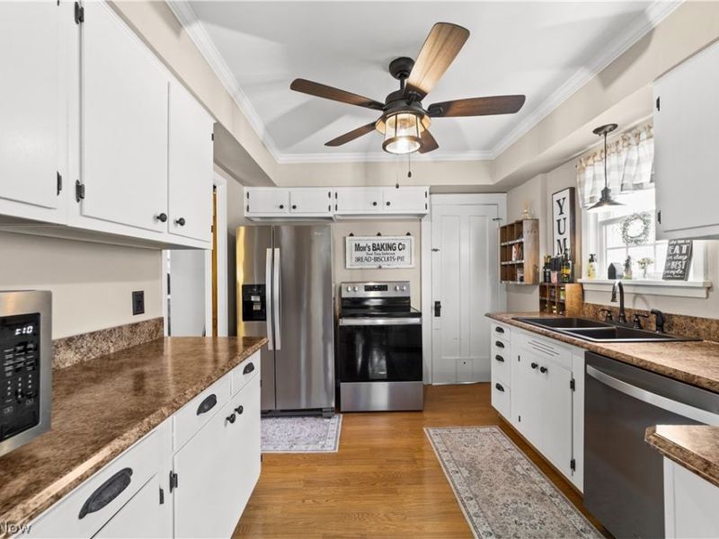 14610 Garfield Avenue, Lakewood, OH 44107 Photo 17