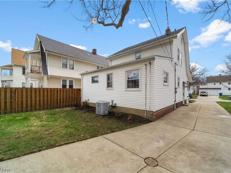 14610 Garfield Avenue, Lakewood, OH 44107 Photo 33