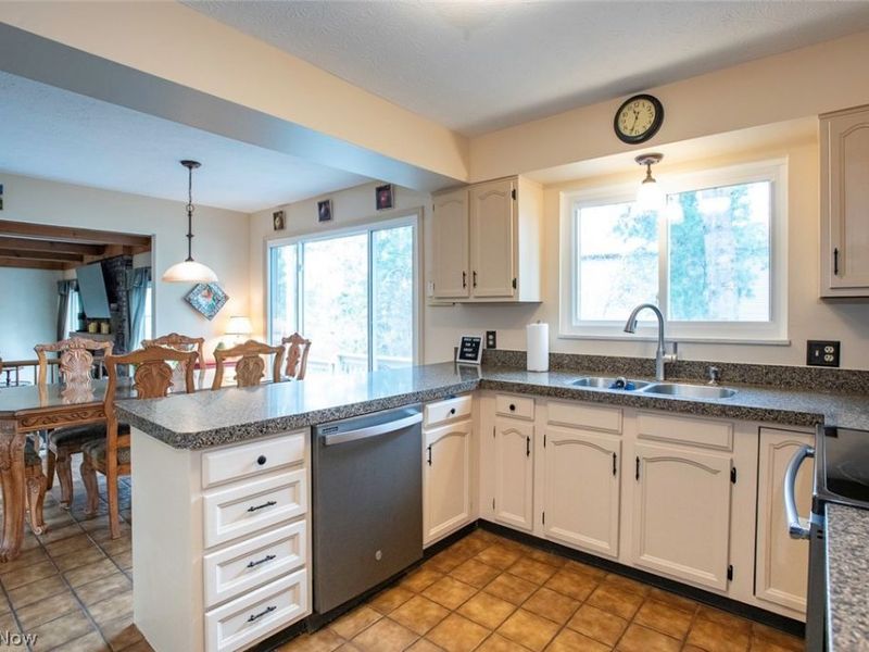 17496 Hampton Place, Strongsville, OH 44136 Photo 18