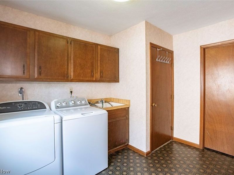 17496 Hampton Place, Strongsville, OH 44136 Photo 25