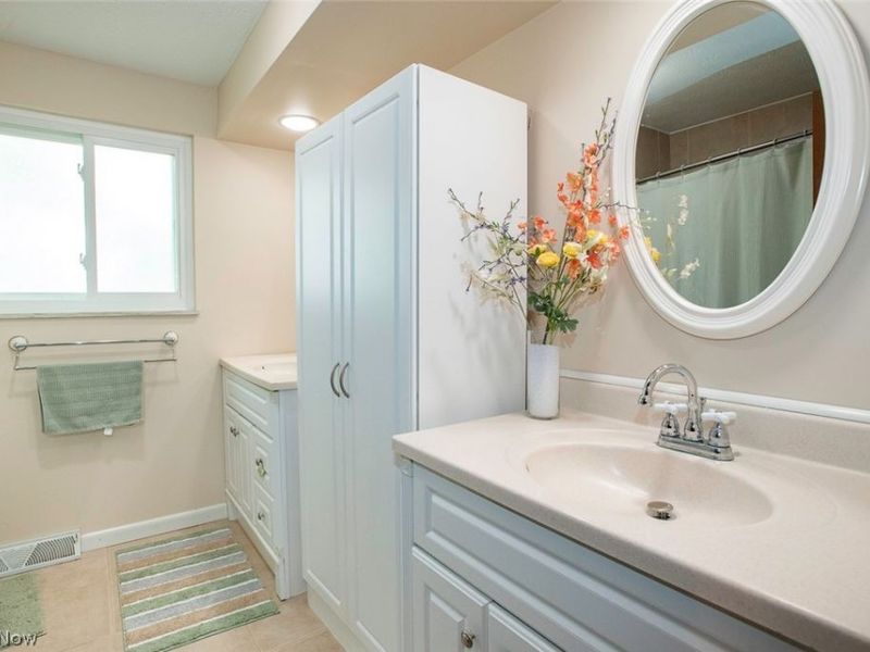 17496 Hampton Place, Strongsville, OH 44136 Photo 43