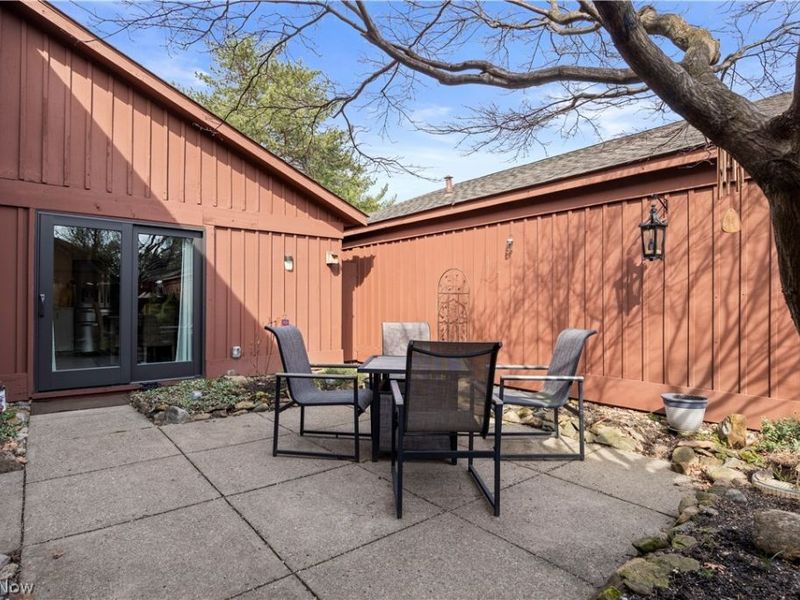 17291 Iyami Court, Strongsville, OH 44136 Photo 32