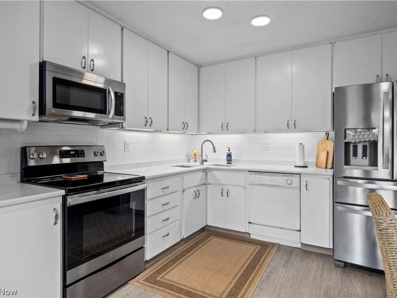 17291 Iyami Court, Strongsville, OH 44136 Photo 7