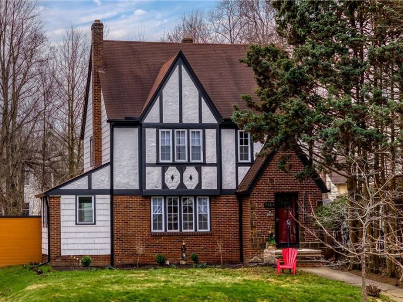 3364 Euclid Heights Boulevard, Cleveland Heights, OH 44118 Photo 1