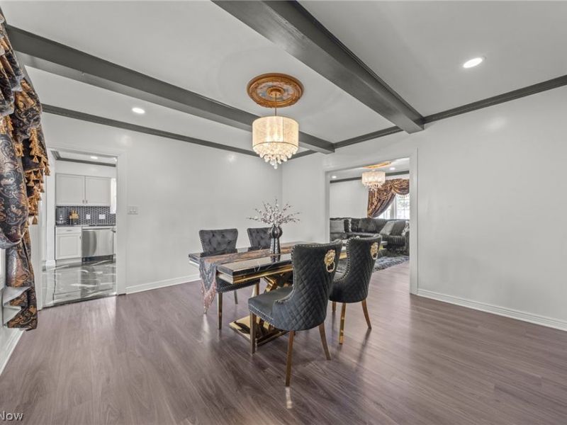 3364 Euclid Heights Boulevard, Cleveland Heights, OH 44118 Photo 11