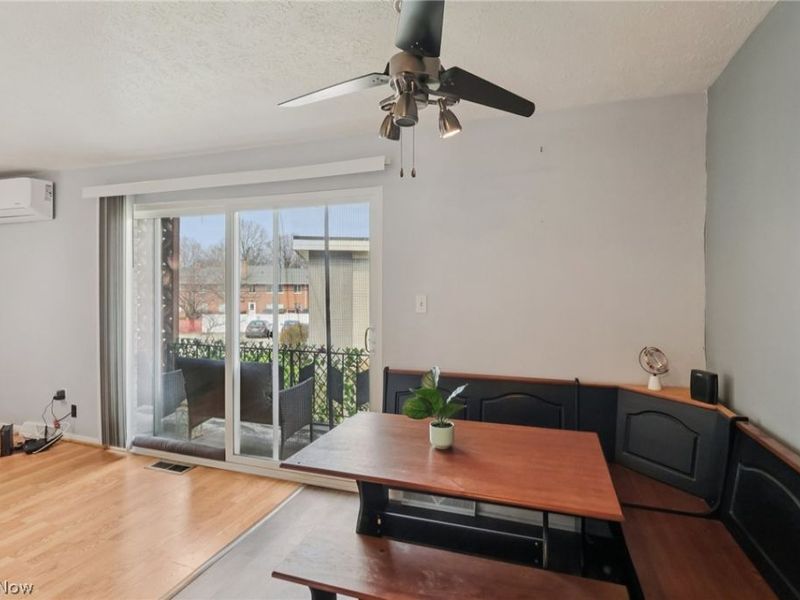 1402 Golden Gate Boulevard, Unit G206, Mayfield Heights, OH 44124 Photo 11