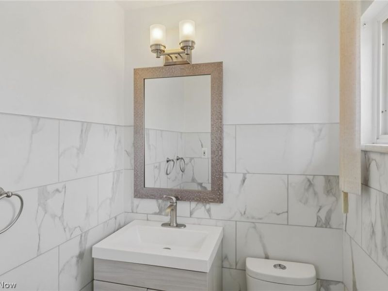 1402 Golden Gate Boulevard, Unit G206, Mayfield Heights, OH 44124 Photo 26